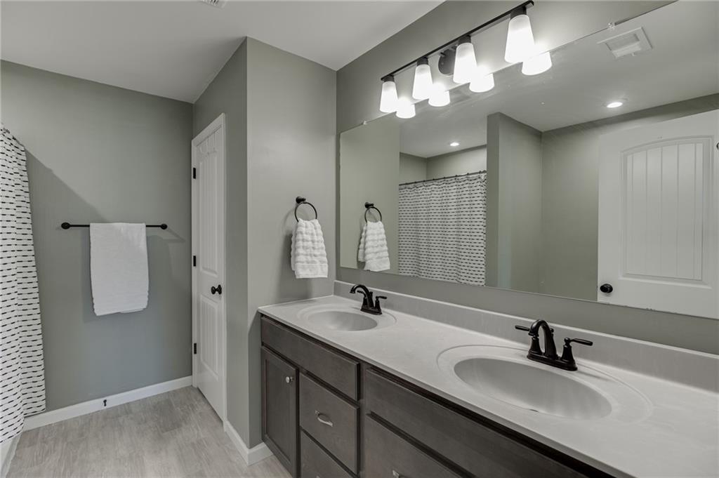 227 Traminer Way Property Photo 31