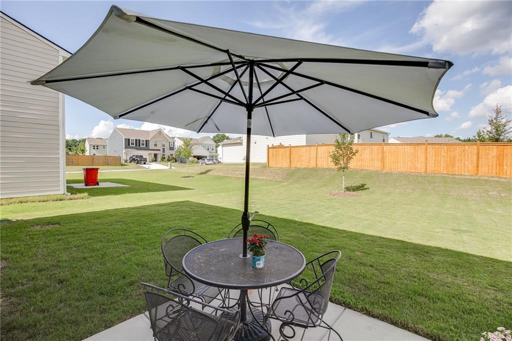 227 Traminer Way Property Photo 33