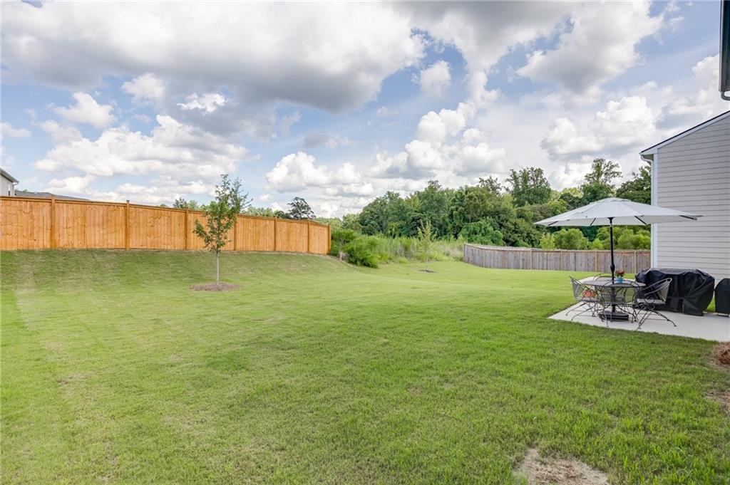 227 Traminer Way Property Photo 35