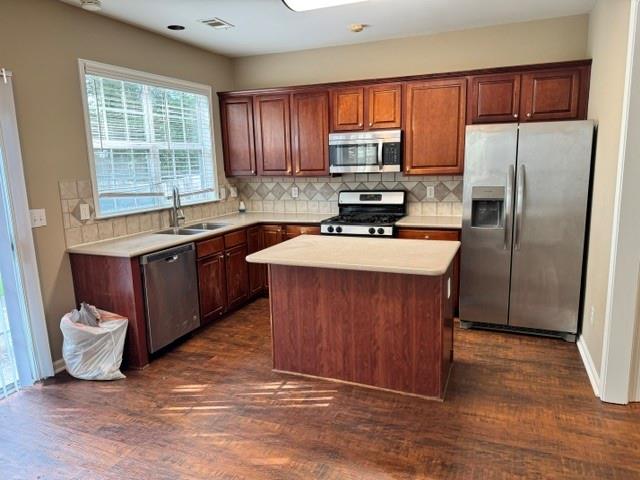 564 Friars Head Drive Property Photo 5