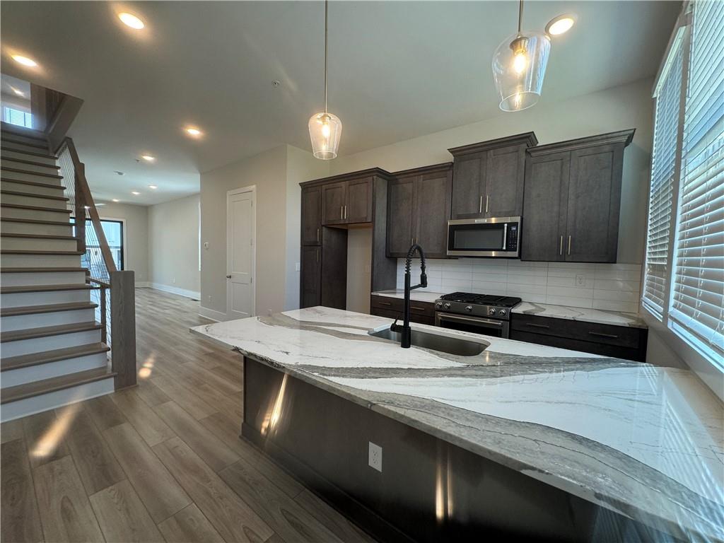 662 Soul Alley Property Photo 6