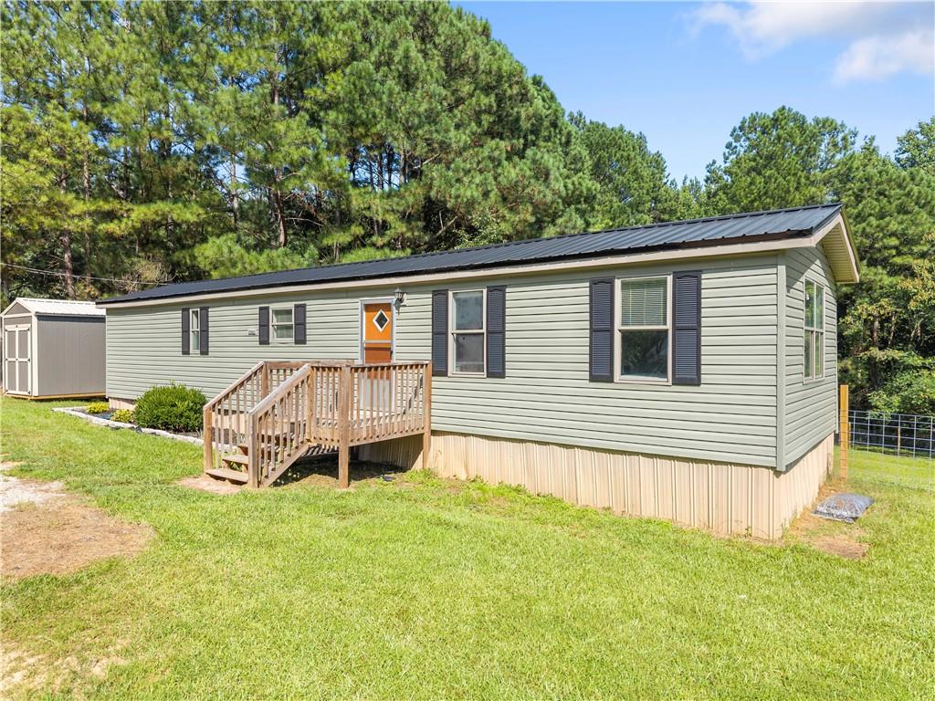 247 Highway 323 Property Photo 3