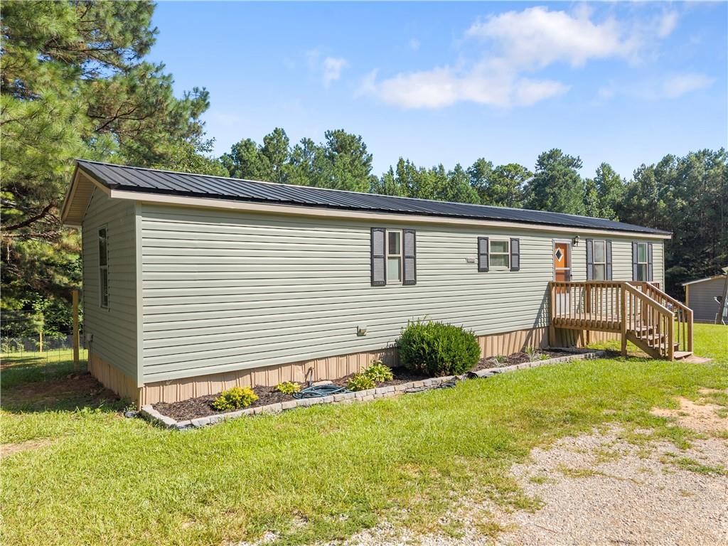 247 Highway 323 Property Photo 4