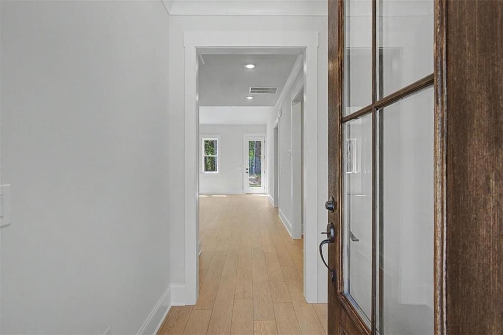 90 Doris Path Property Photo 3