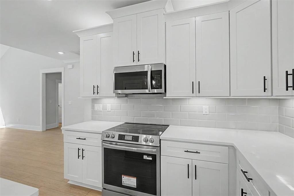 90 Doris Path Property Photo 17