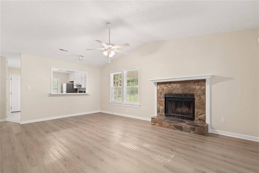 5668 Williamsburg Trace Property Photo 5
