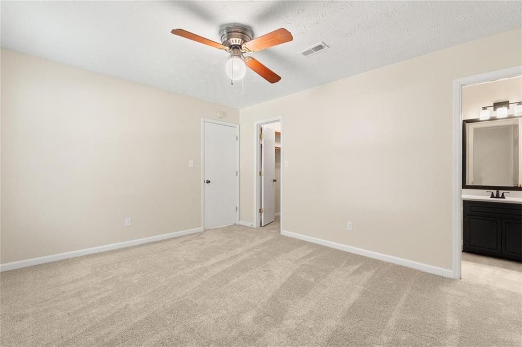 5668 Williamsburg Trace Property Photo 15