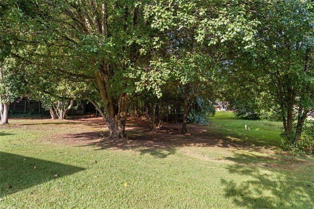 5668 Williamsburg Trace Property Photo 22