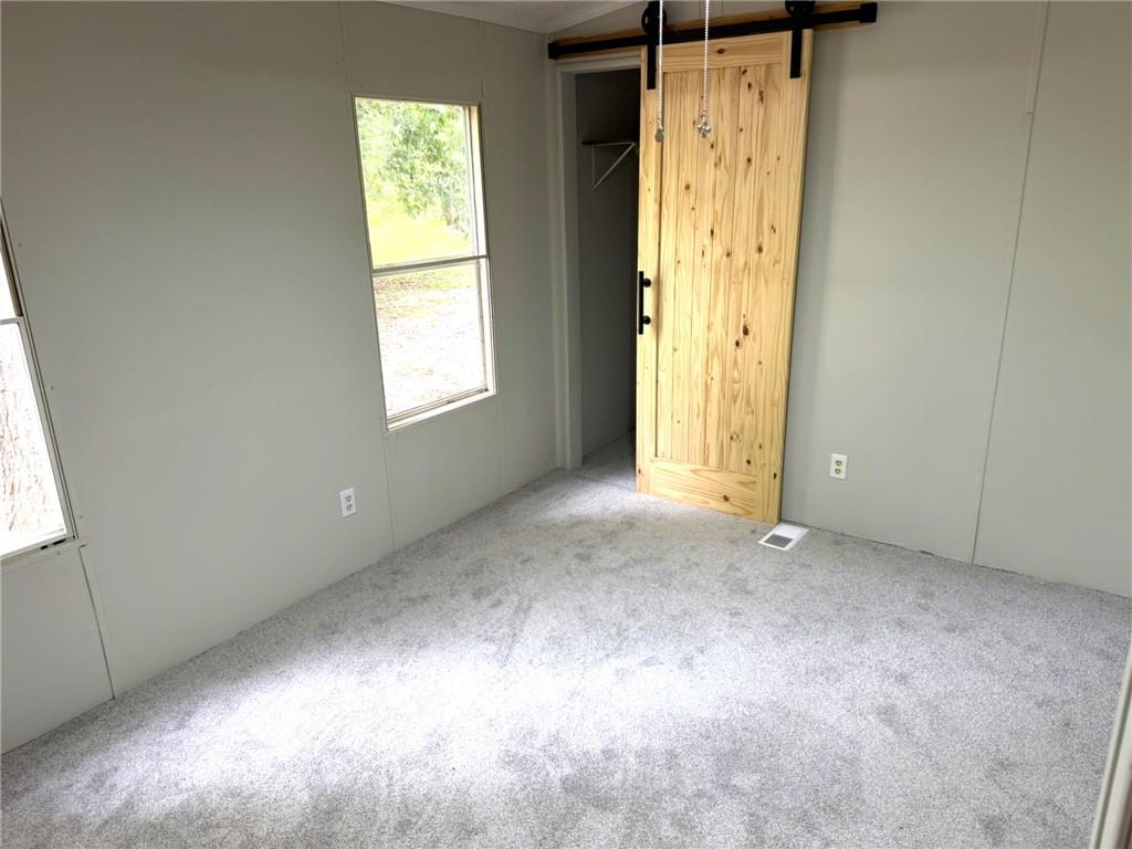 231 Hawks Way Property Photo 6