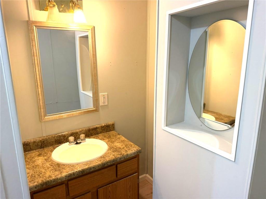 231 Hawks Way Property Photo 8