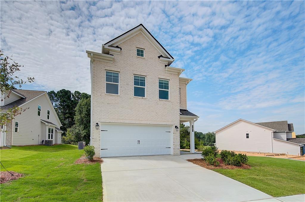 326 Bedford Trace Property Photo 3
