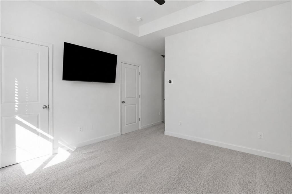 179 Color Circle Se Property Photo 17