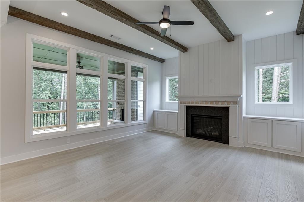 5370 Settingdown Road Property Photo 12