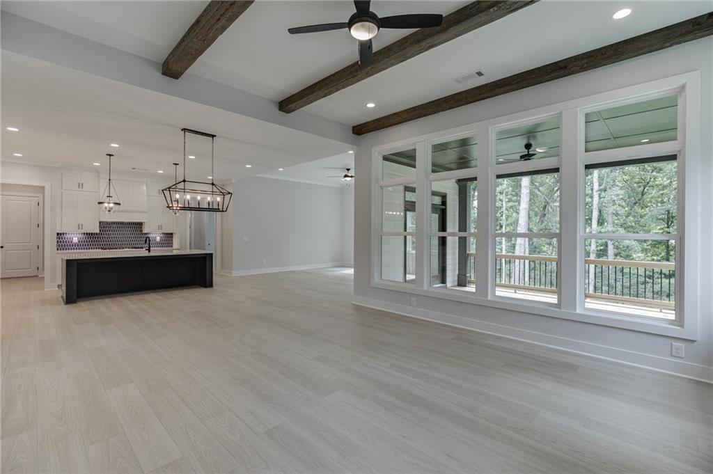 5370 Settingdown Road Property Photo 16