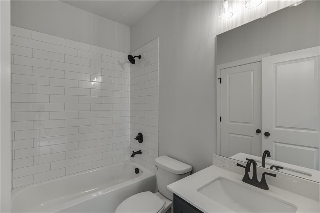 5370 Settingdown Road Property Photo 43