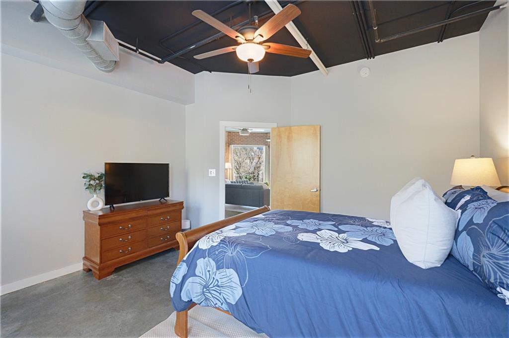 395 Central Park Place Ne Unit 210 Property Photo 23