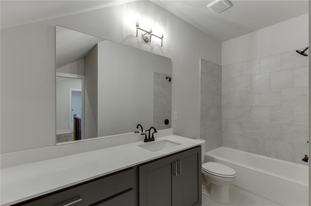 5450 Settingdown Road Property Photo 40