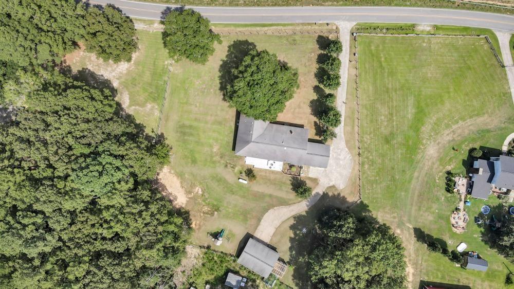 622 Harmony Road Se Property Photo 3