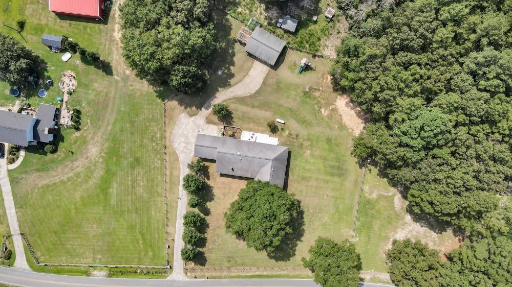 622 Harmony Road Se Property Photo 4