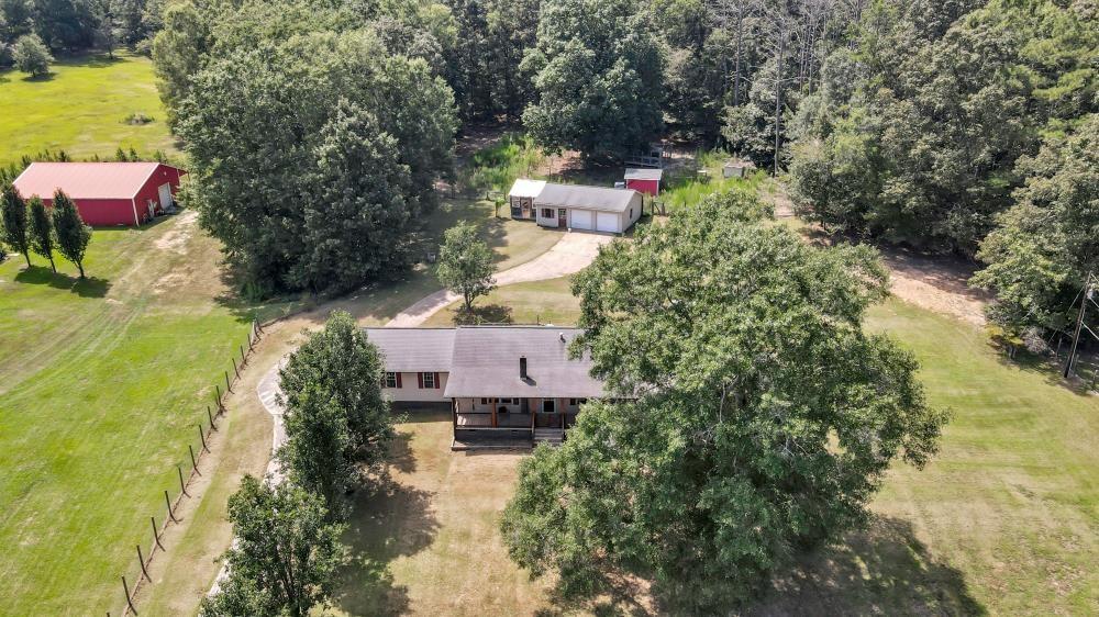 622 Harmony Road Se Property Photo 6