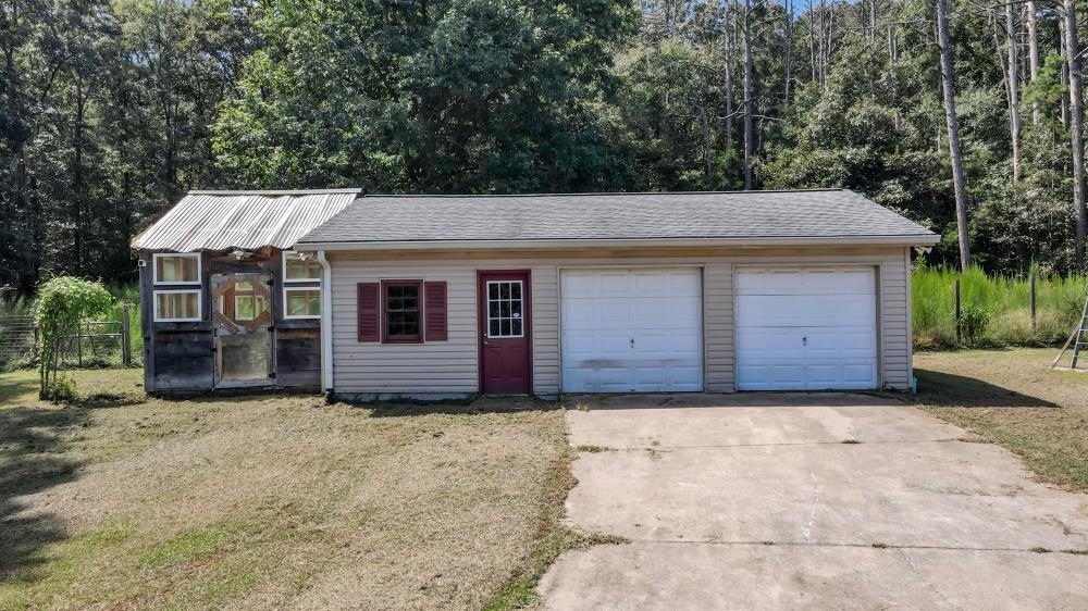 622 Harmony Road Se Property Photo 16