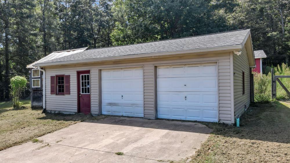 622 Harmony Road Se Property Photo 17