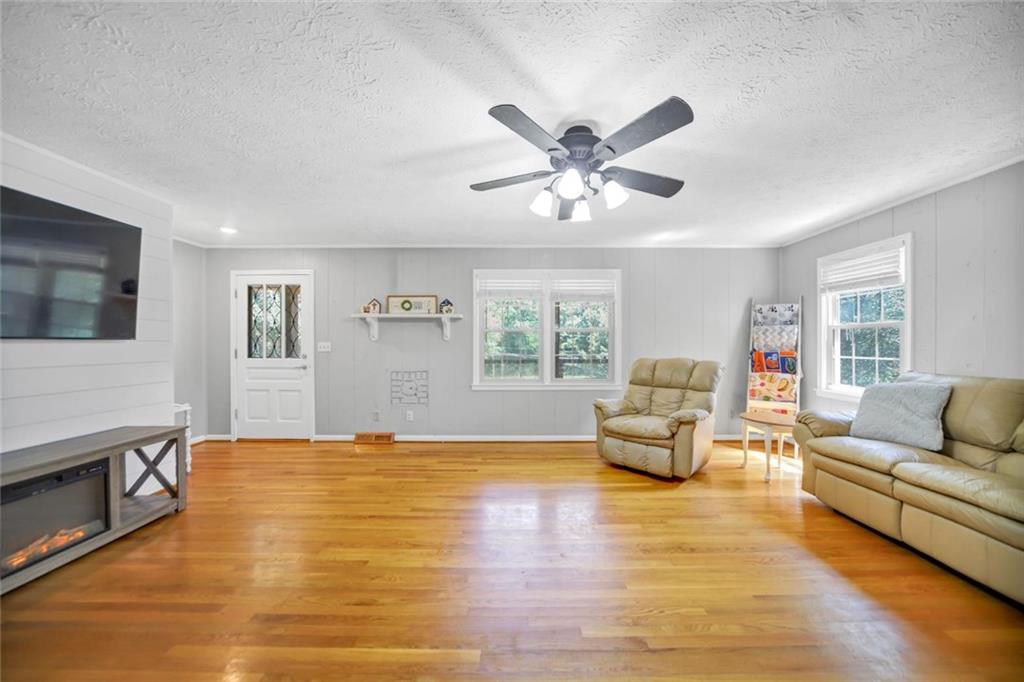 622 Harmony Road Se Property Photo 24