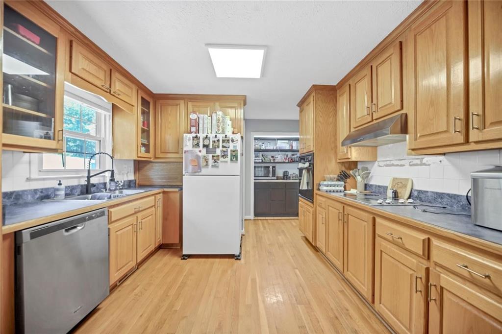 622 Harmony Road Se Property Photo 29
