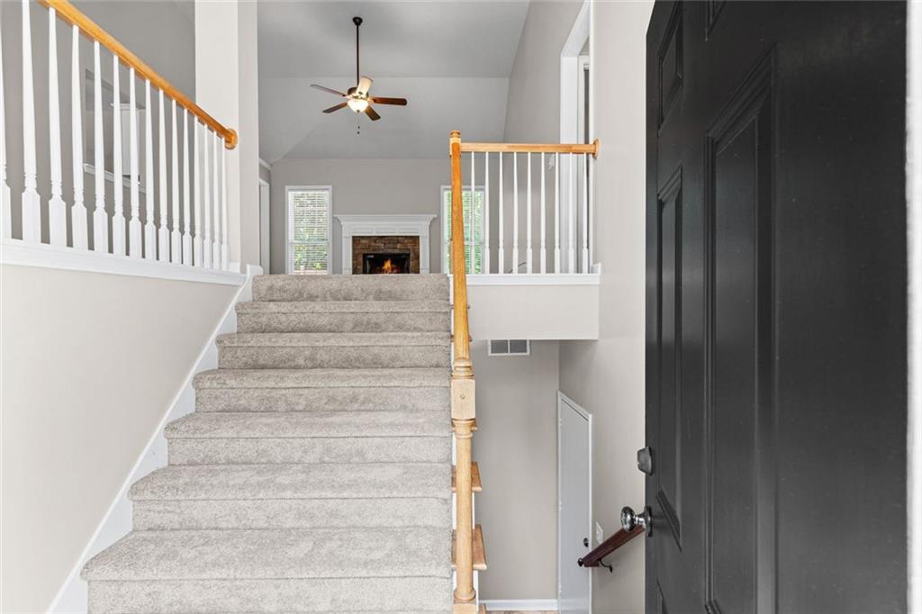 6225 Brook Hollow Creek Drive Property Photo 8