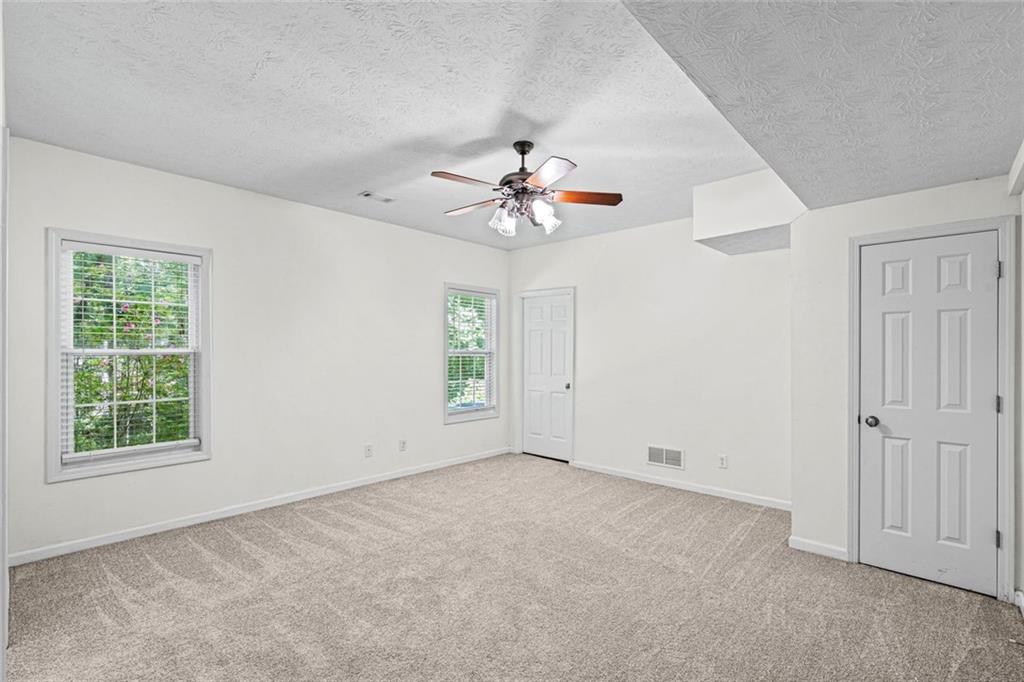 6225 Brook Hollow Creek Drive Property Photo 40