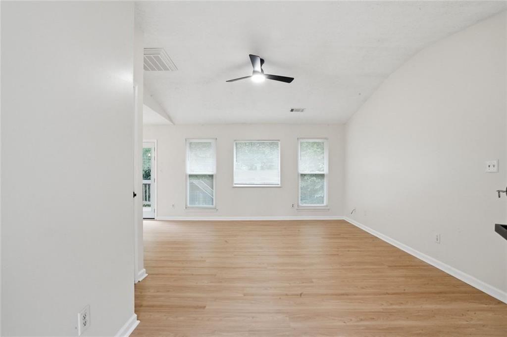 6839 Silver Maple Drive Property Photo 3