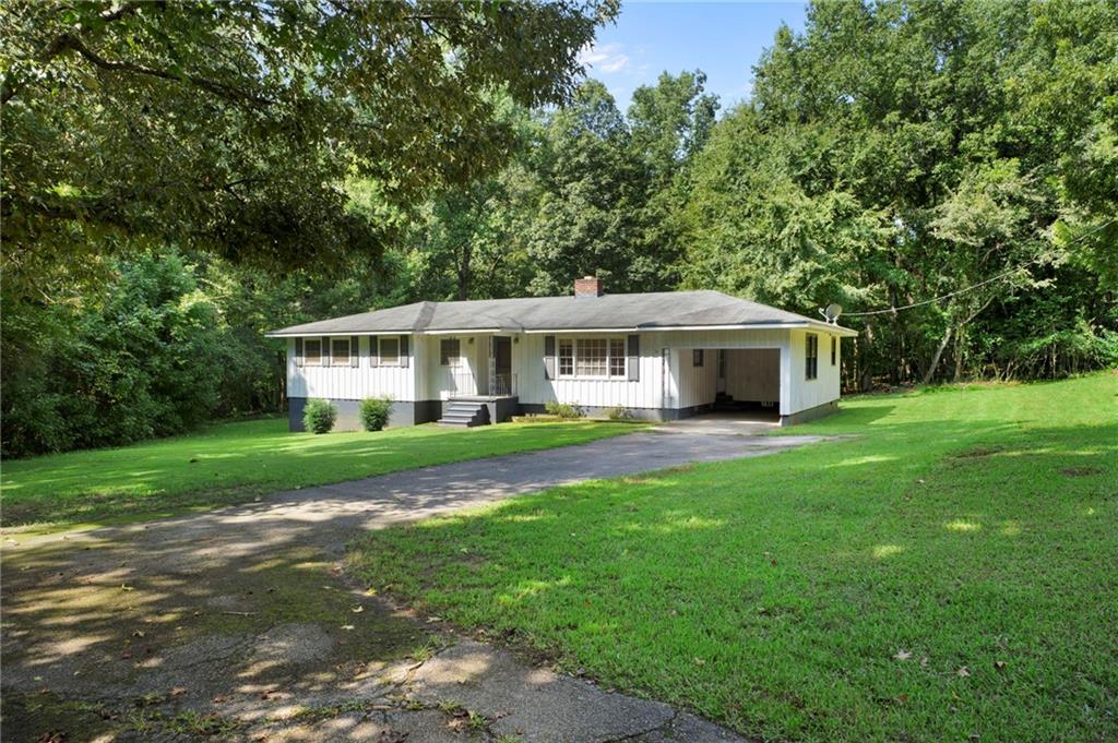 797 Seabolt Road Property Photo 2