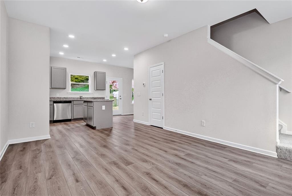209 Rory Drive Property Photo 3