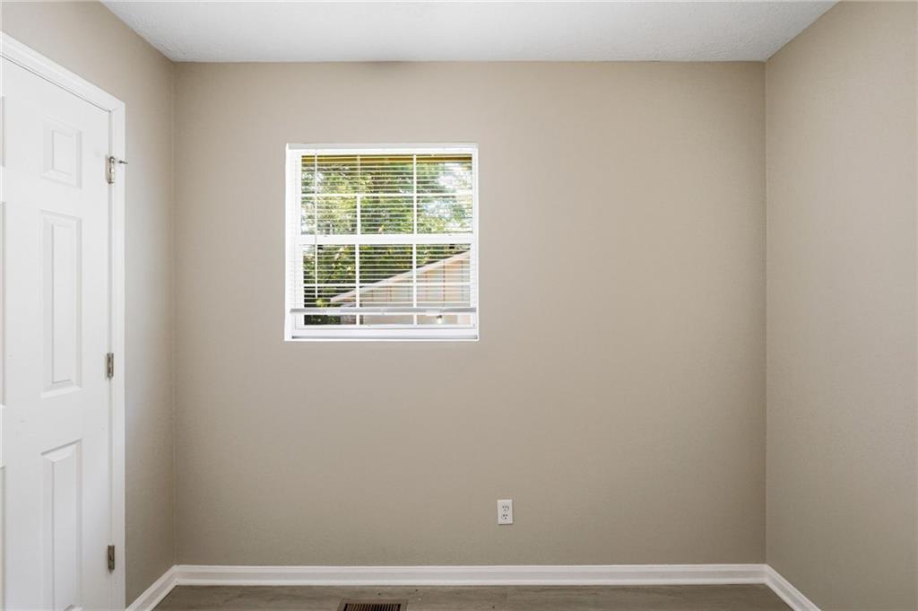 18 Westgate Park Drive Property Photo 16
