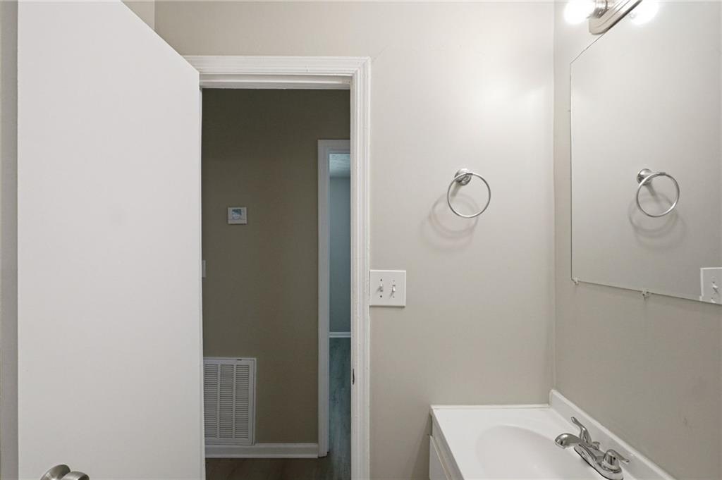 18 Westgate Park Drive Property Photo 23