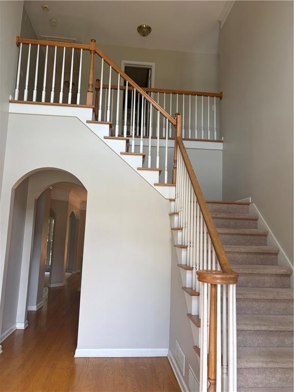 2275 Snug Harbor Ne Property Photo 5