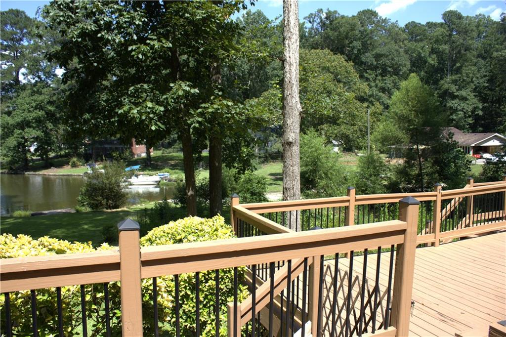 2996 Jodeco Drive Property Photo 4