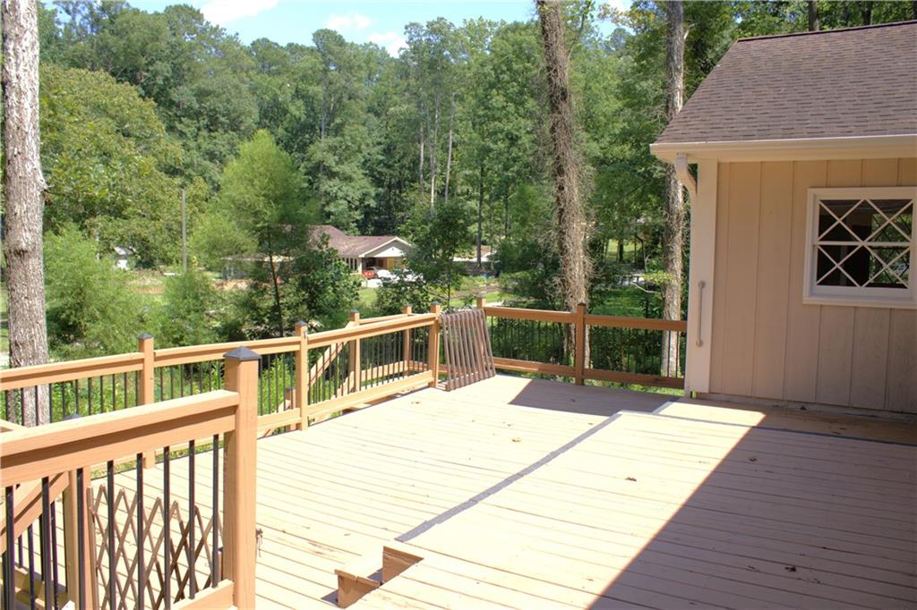2996 Jodeco Drive Property Photo 5