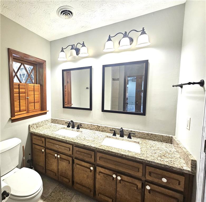 2996 Jodeco Drive Property Photo 6