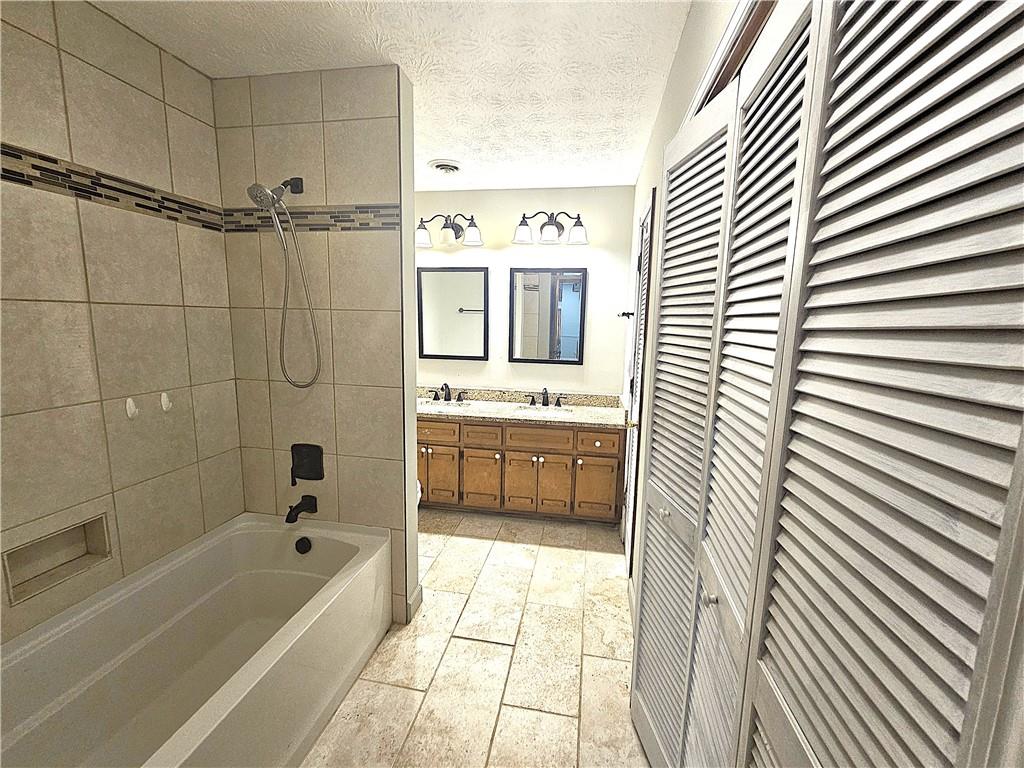 2996 Jodeco Drive Property Photo 7