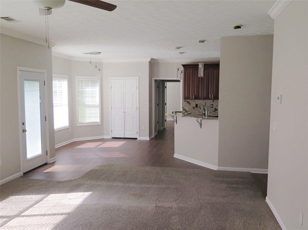 7823311 Property Photo 7