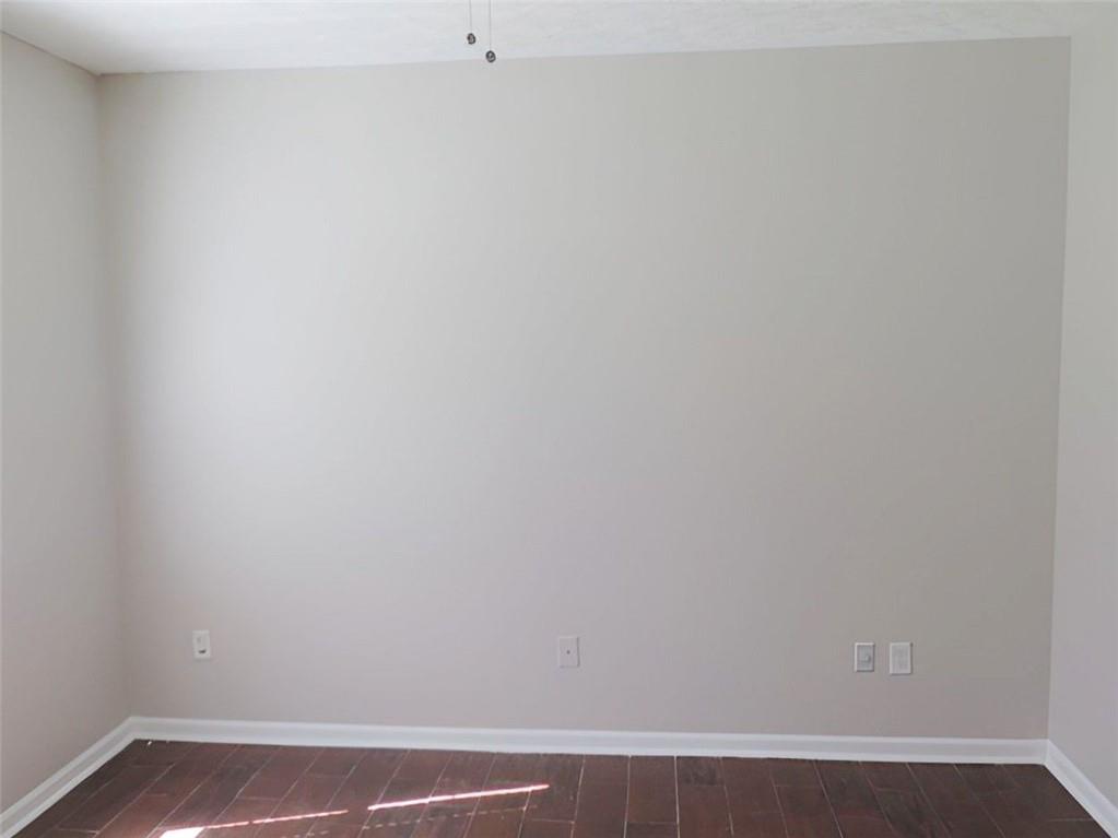 7823311 Property Photo 23