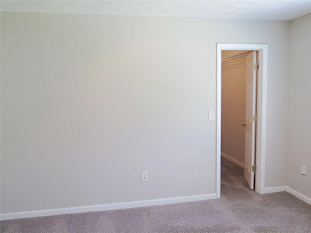 7823311 Property Photo 30