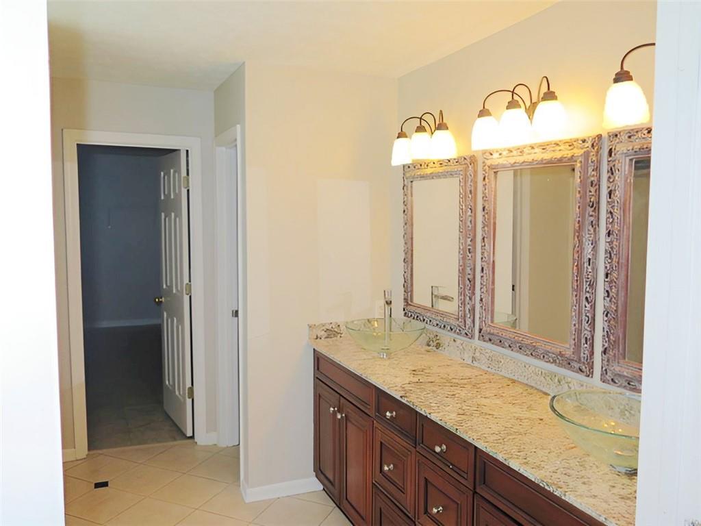 7823311 Property Photo 39