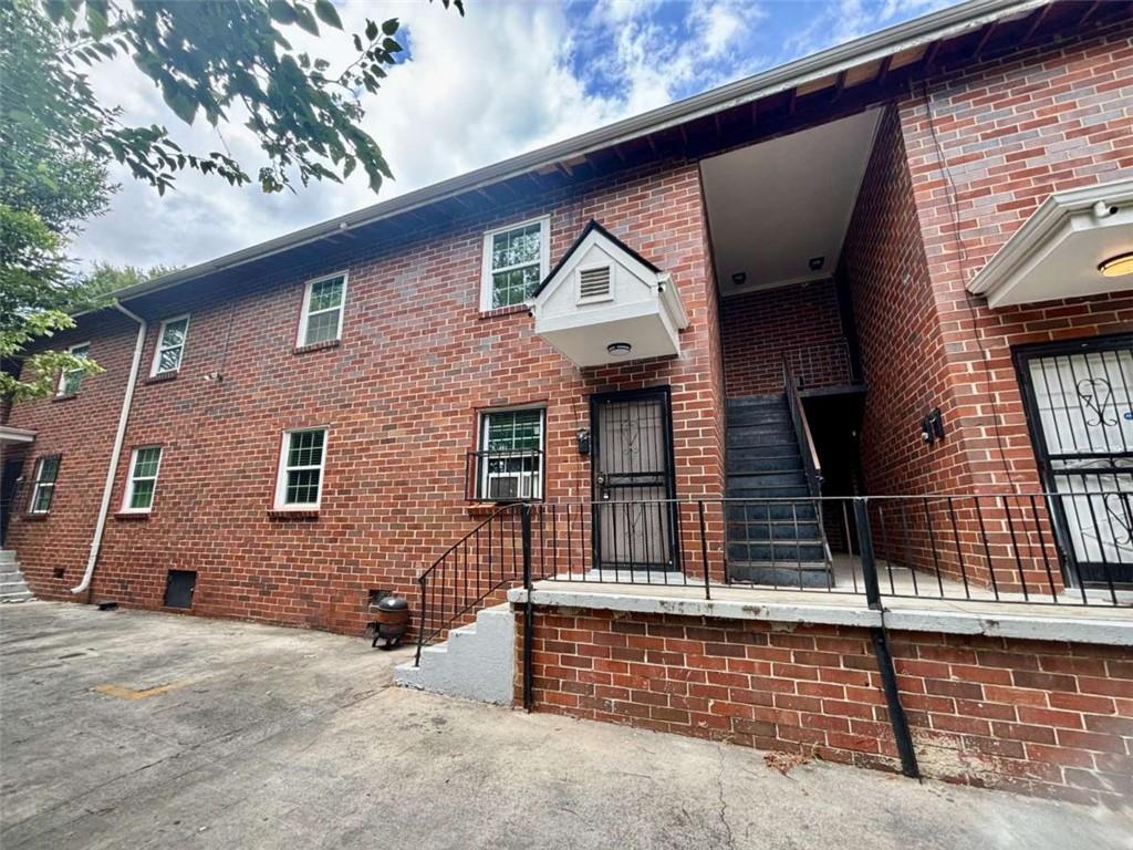 1048 Washington Street Unit 1 Property Photo 1