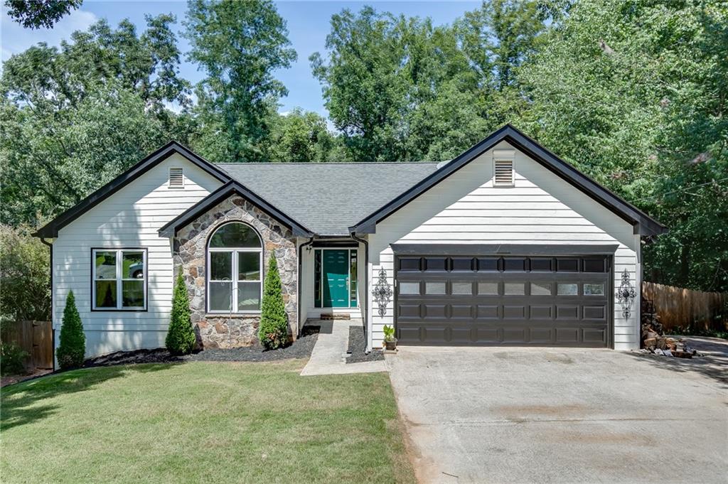 6447 Ivy Springs Drive Property Photo 1