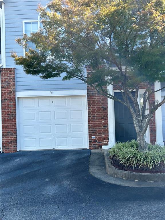 104 Vinings Forest Circle Se Property Photo 3