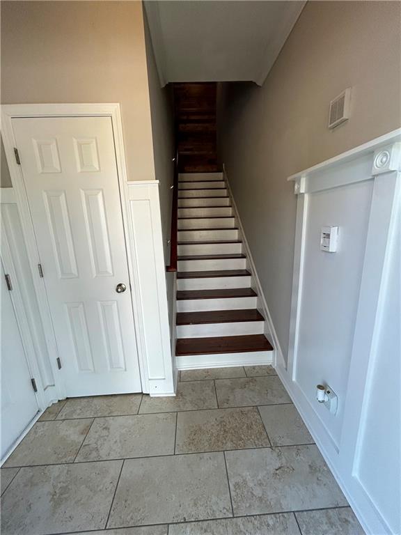 104 Vinings Forest Circle Se Property Photo 4