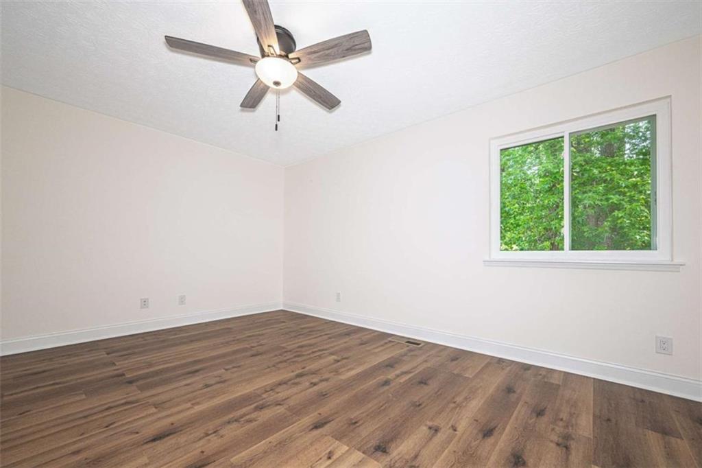10175 Old Woodland Entry Ne Property Photo 19