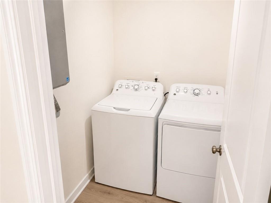 888 Coleman Street Sw Property Photo 5